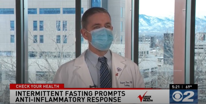 A doctor talking about intermittent fasting prompts anti-inflammatory response